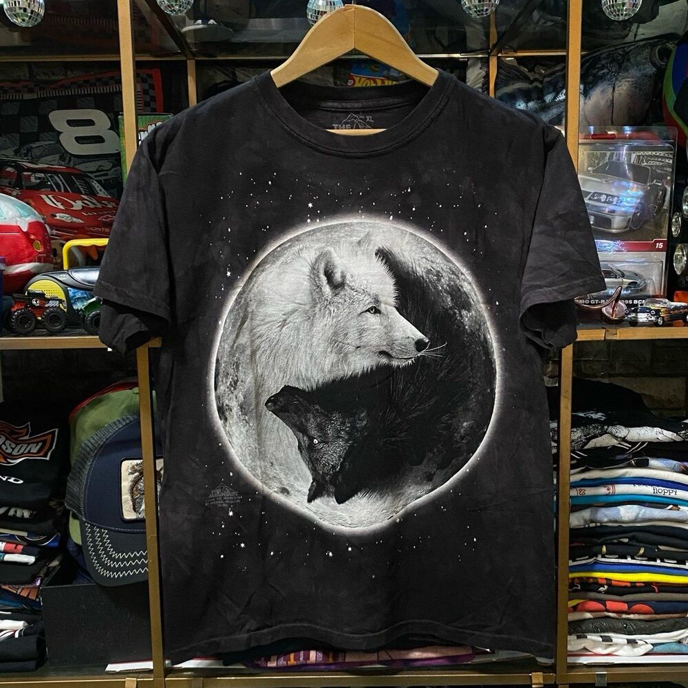 The Mountain Yin Yang Wolves Tee Black Tie Dye Wild Spirit Sanctuary Youth XL